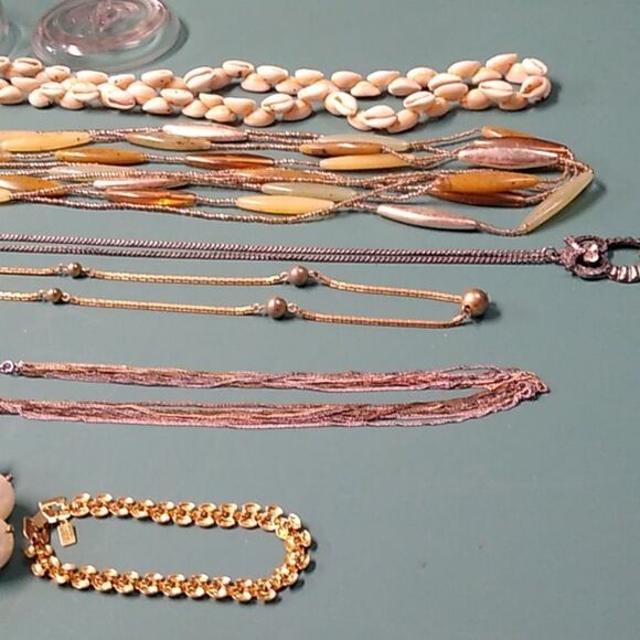 Elegant Multi-Color Jewelry Vintage Pint Jar Cottagecore Grandmacore - Picture 3 of 9